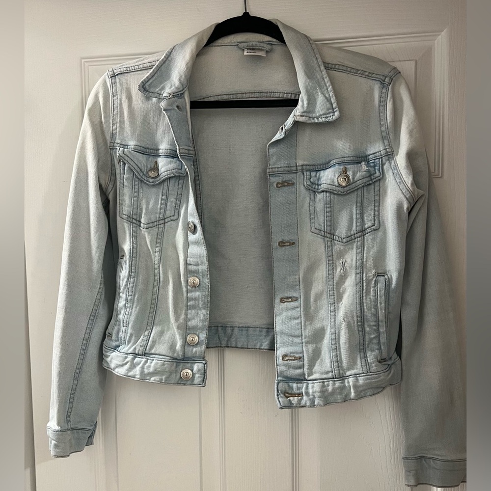 H&M Pale Blue Cropped Distressed Denim Jacket